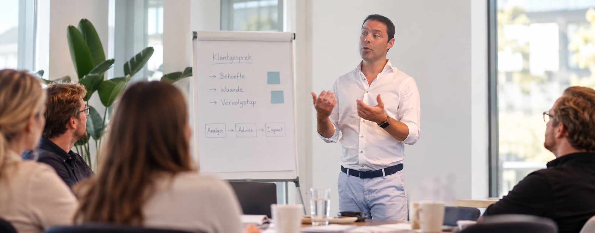 Dennis Verweij tijdens een training met consultants